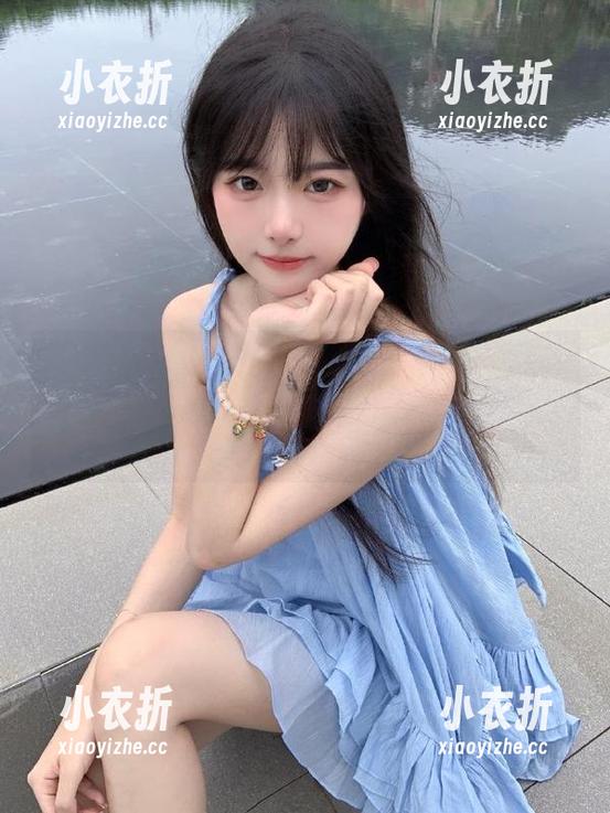 青豆客-佟蔓 青豆客 - 佟蔓可爱的制服写真揭秘:壁纸中隐藏的无厘头搞笑瞬间等你来发现!.txt