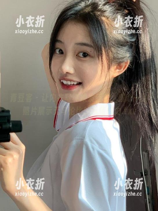 青豆客-戴唯一 青豆客 - 让内衣写真焕发新生,戴唯一的照片展示无与伦比的风情魅力.txt