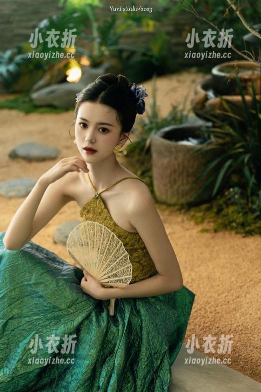 魅妍社 - 殊胜之美：小狐狸KathrynJK的私房原图展现灵动气质与迷人风情。.txt